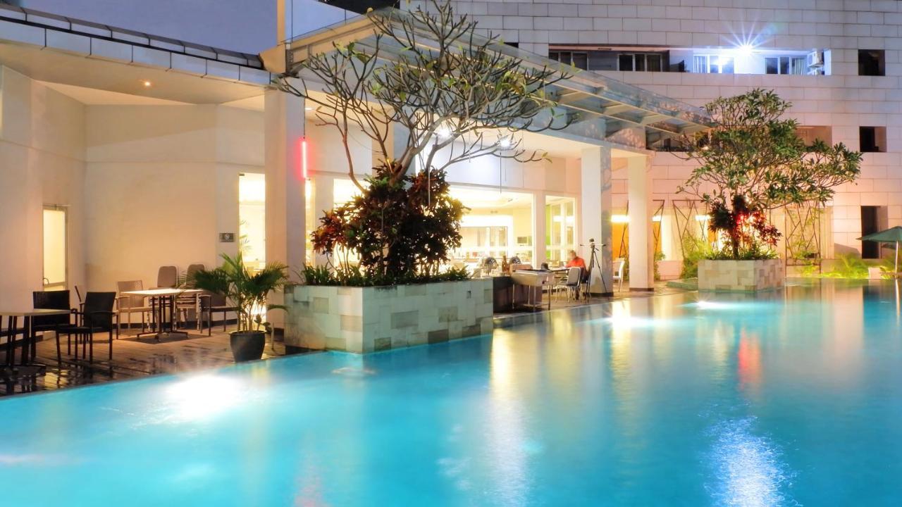 El Hotel Джакарта Екстериор снимка