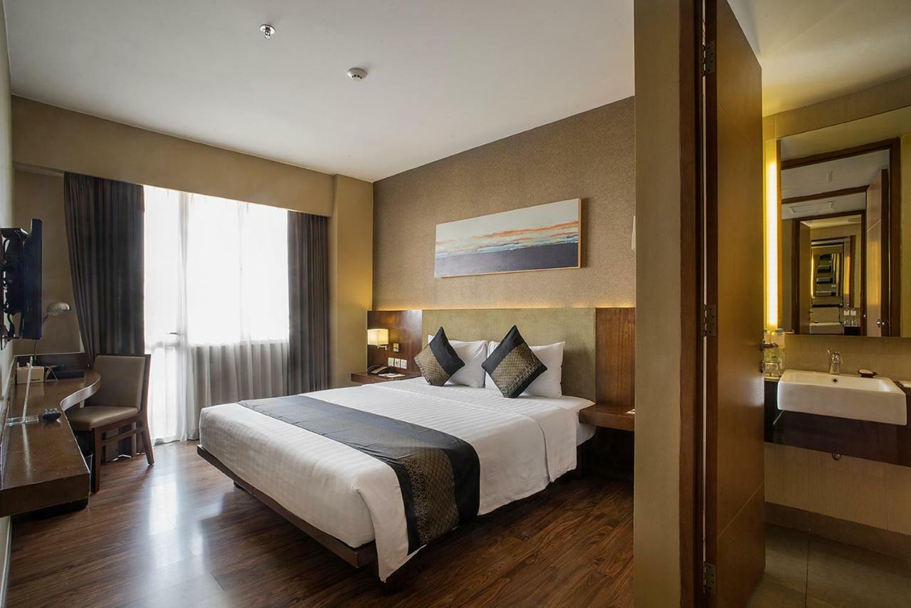 El Hotel Джакарта Екстериор снимка